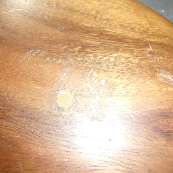 H-285 VINTAGE WOODEN BOWL WITH LID BY MONKEYPOD - Picture 11 of 11